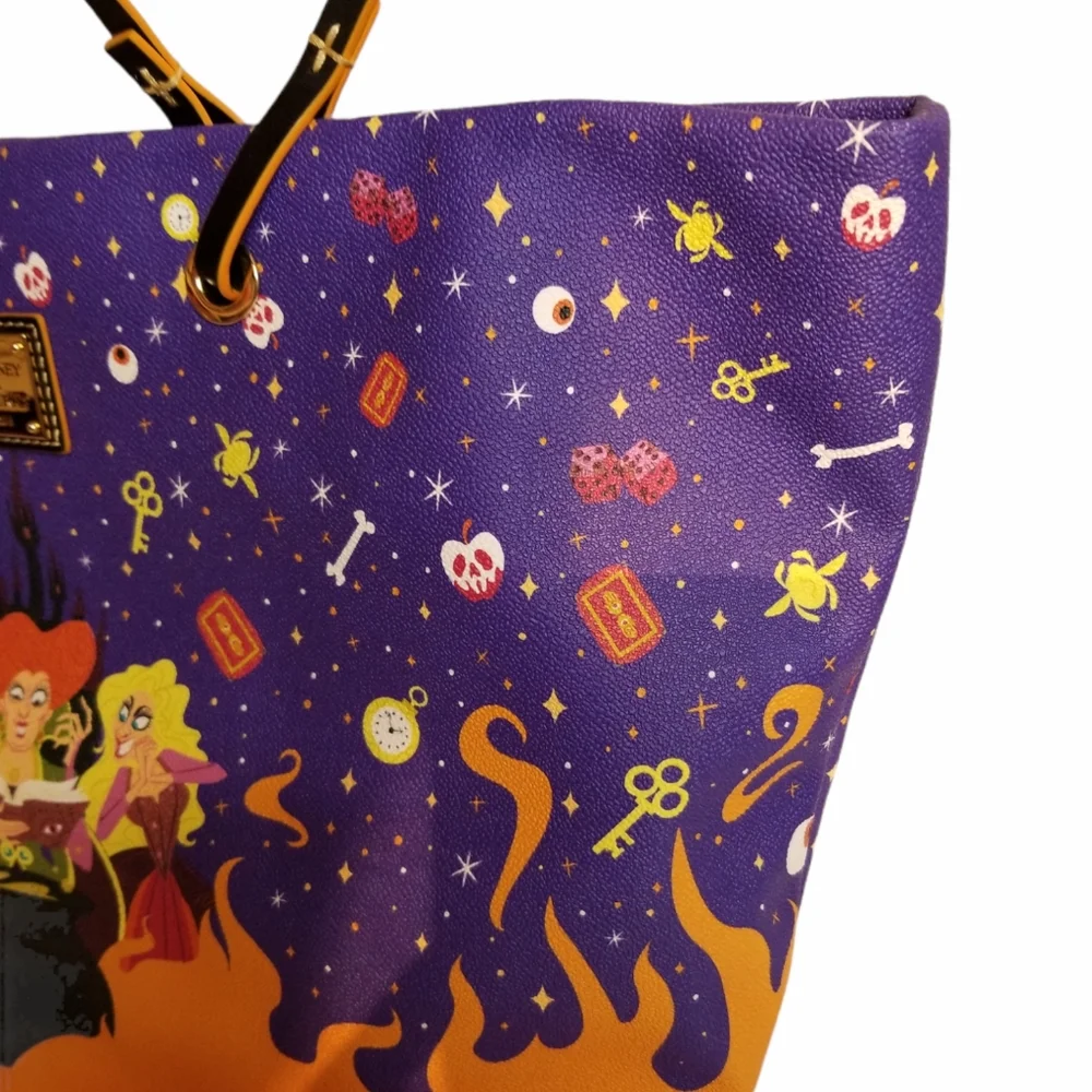 Dooney & Bourke contrast stitched